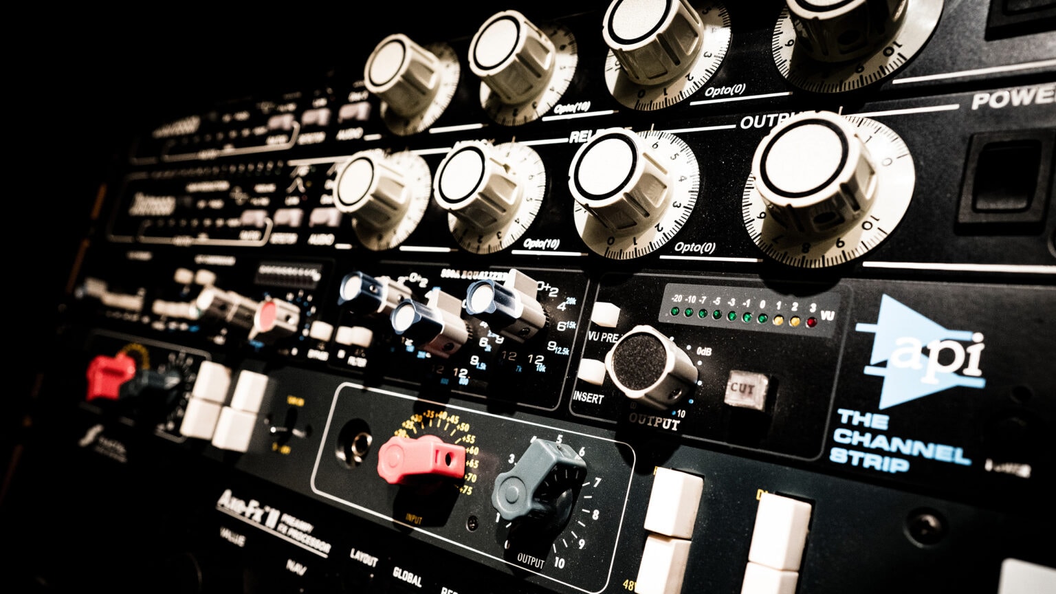 Recreating the Holy Grail Rap Vocal Chain (Tutorial Series)